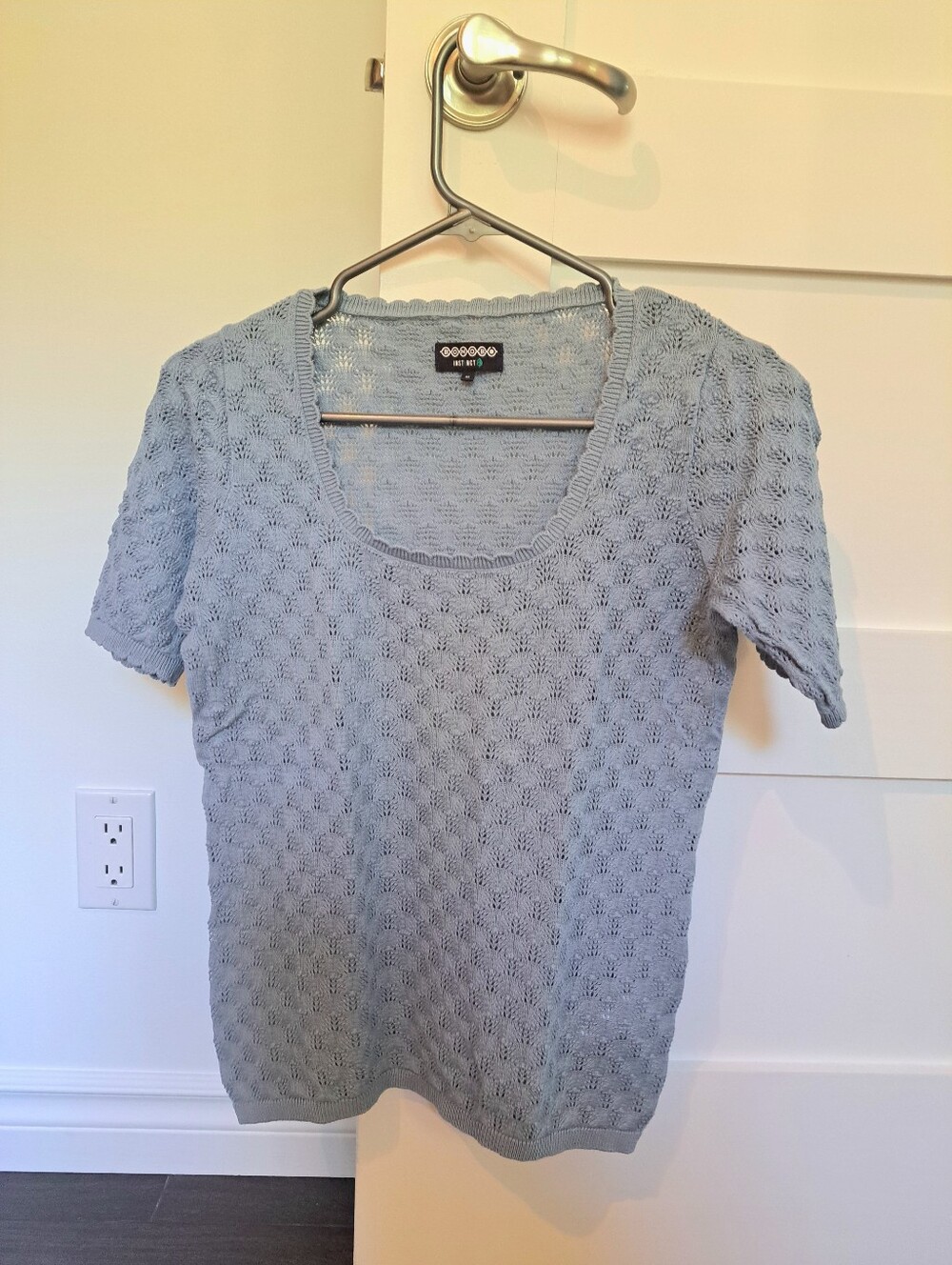 Short-sleeved sweater from the French brand Bonobo